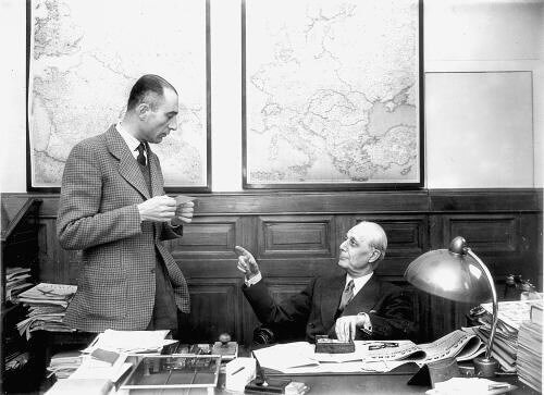 Men Stayed With One Company Forever