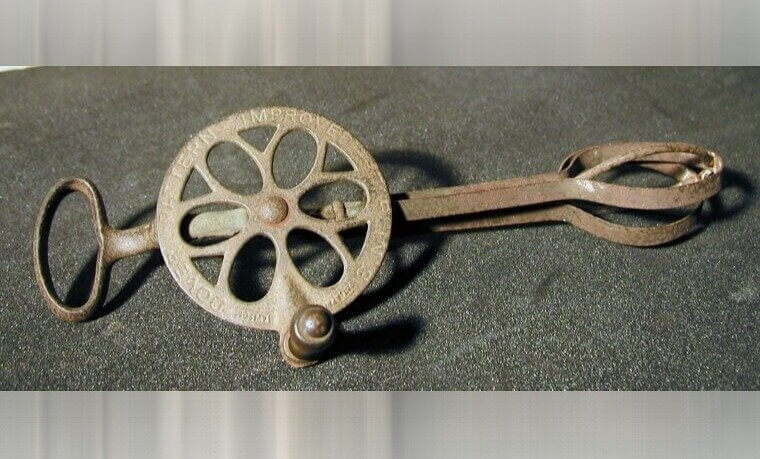 Hand-Powered Egg Beaters
