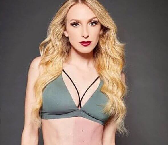 Taylor Muhl Is Actually Her Own Twin