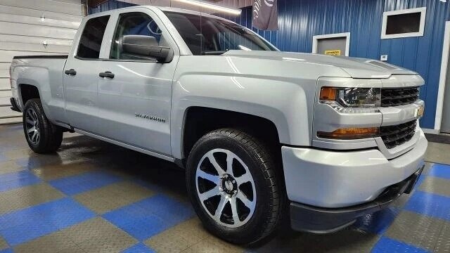 2017 Chevrolet Silverado - $17,999