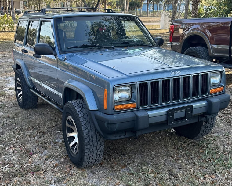 Jeep Cherokee