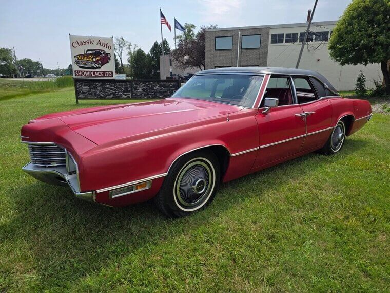 ​1971 Ford Thunderbird: $14,500