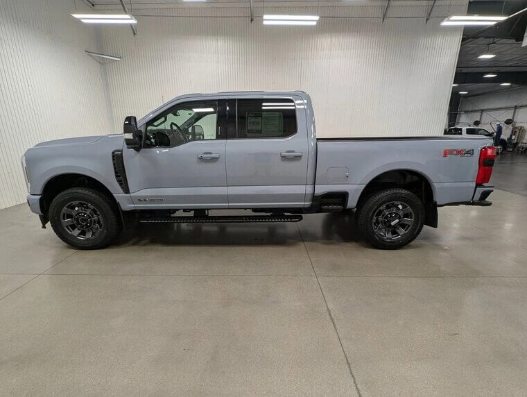 2024 Ford F-250 Lariat: $77,688