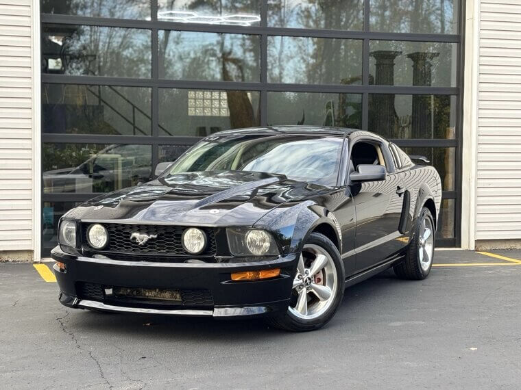 ​2008 Ford Mustang GT: $9,950