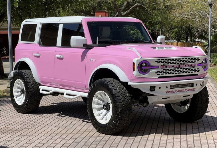 ​2024 Ford Bronco Custom Pink Edition: $77,990