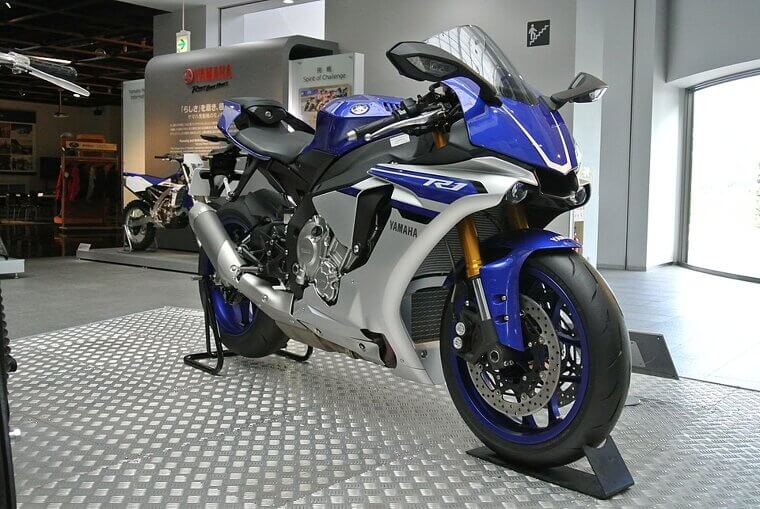 2015 Yamaha YZF-R1