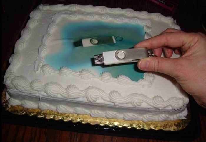 You've Got The Wrong End Of The USB Stick