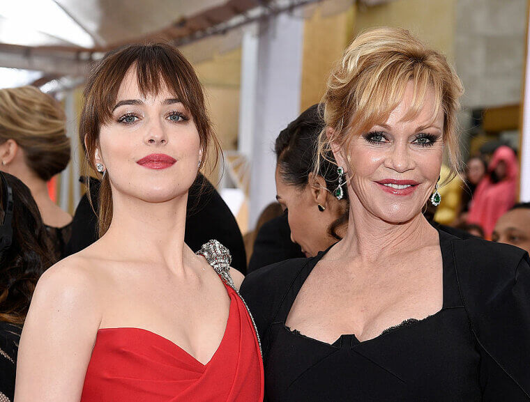 When Dakota Johnson's Mom Awkwardly Revealed She Hadn't Watched Her Daughter's Movie (2015)