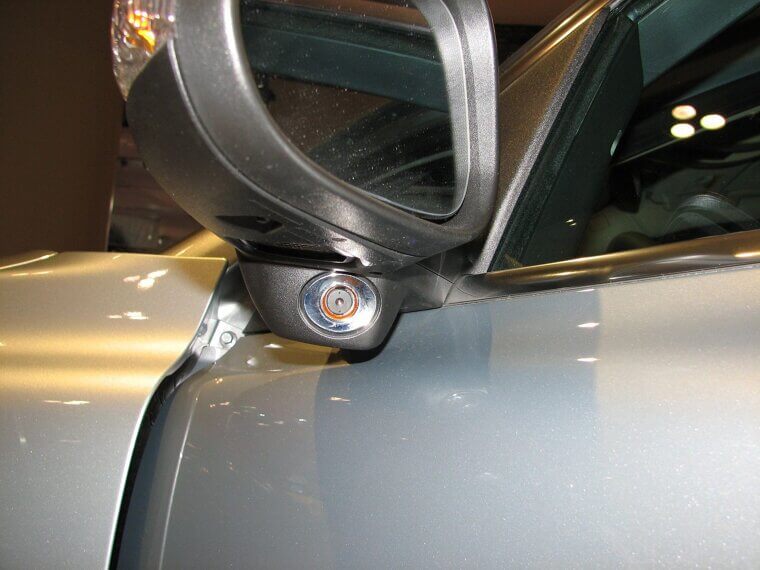 Blind Spot Monitoring Adds Extra Eyes