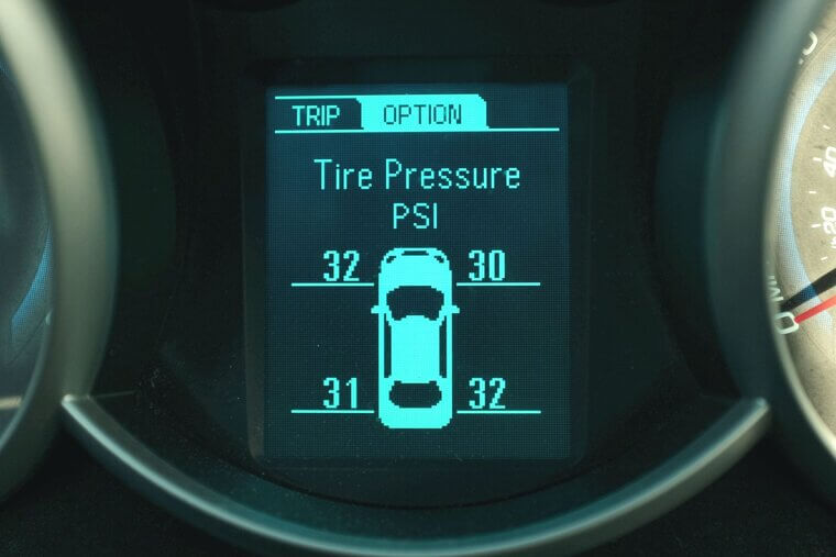 Tire Pressure Monitoring Prevents Blowouts