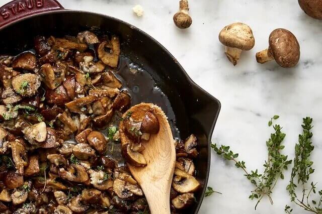 Portobello Mushrooms Florentine