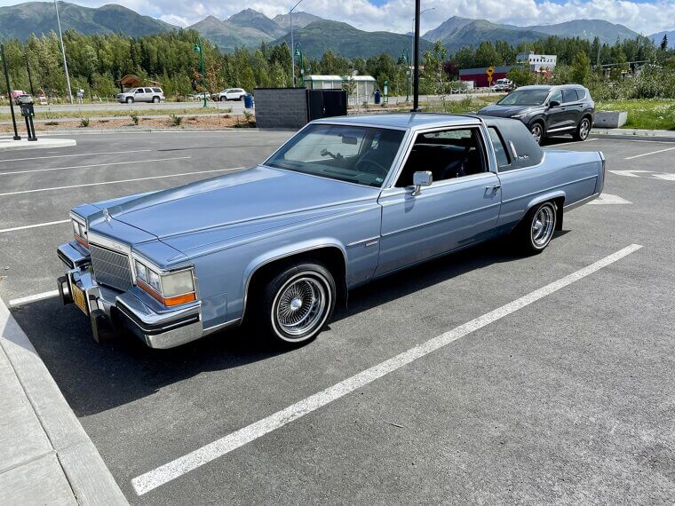 1977 Cadillac Fleetwood Brougham