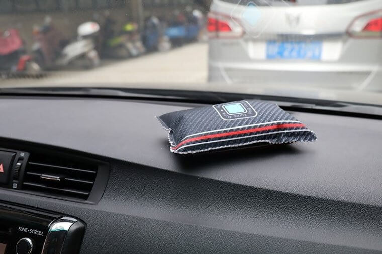 Use Rice to Rid Your Car of Fog