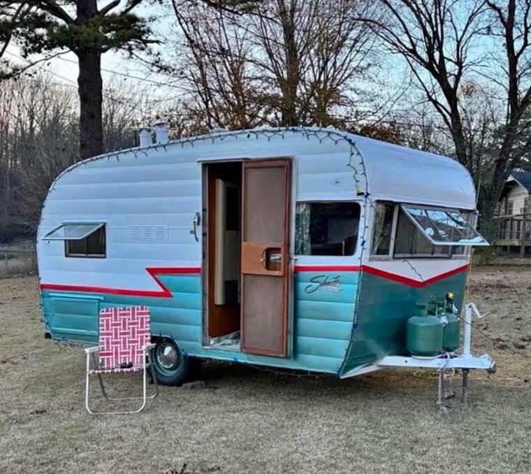 1959 Shasta Travel Trailer - $4,700.00