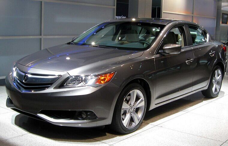 Acura ILX Hybrid (2013–2015)