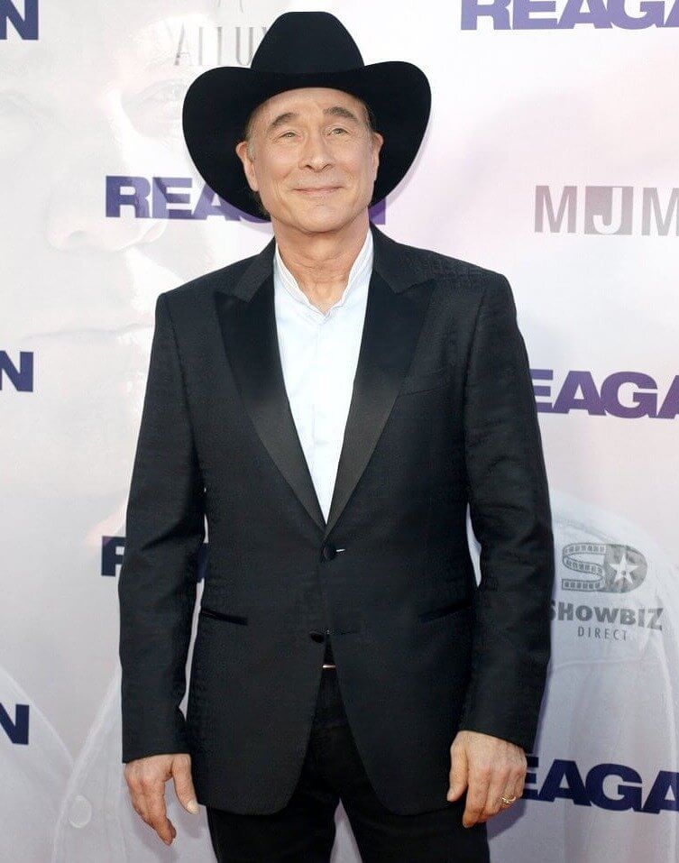 Clint Black: Hosting Television and Touring With Family