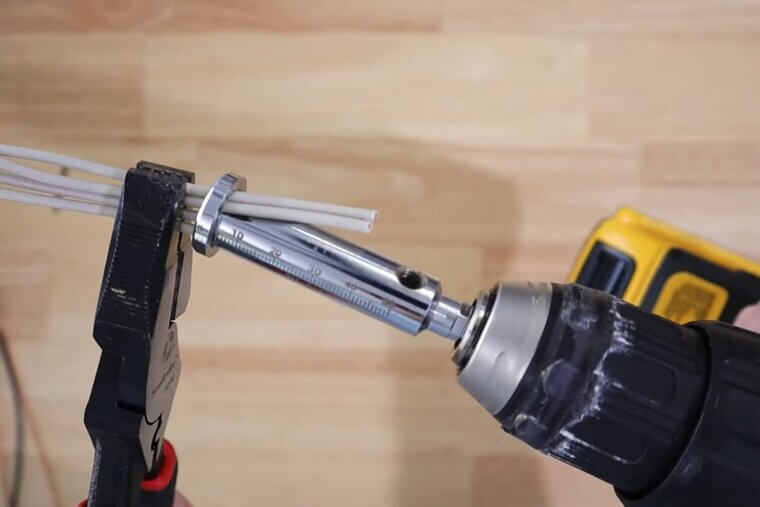 Wire Twisting Drill Bit