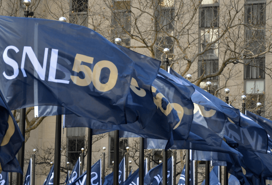 Funny Behind-The-Scenes Stories From the Cast of SNL