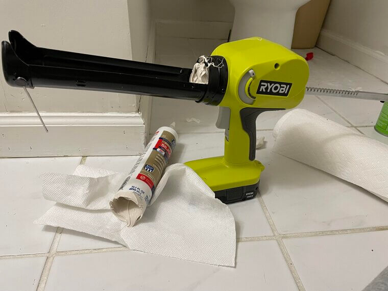 Power Caulking Gun