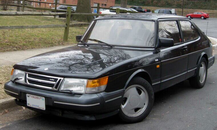 Saab 900 - Invest