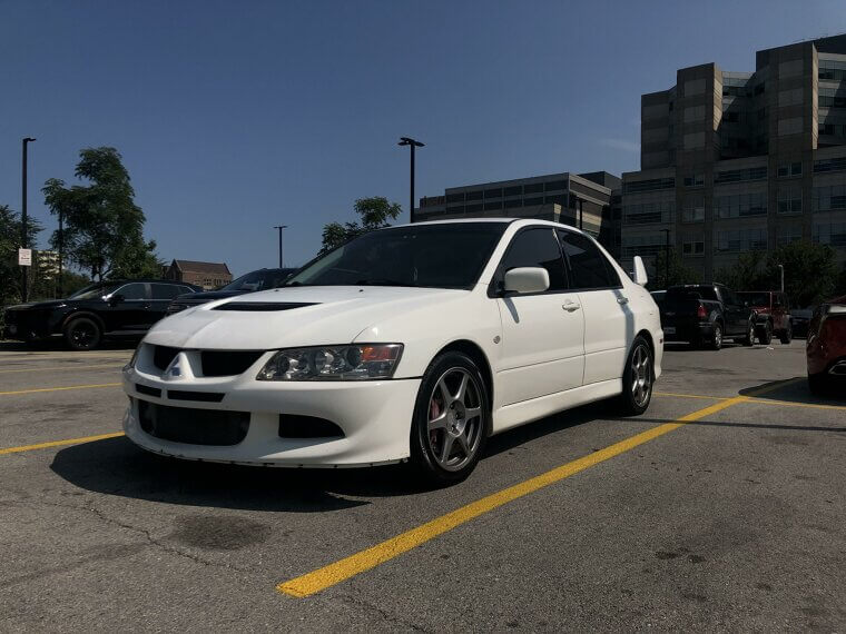 Mitsubishi Lancer Evo 8 - Invest