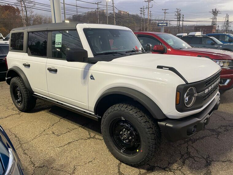 Ford Bronco - Invest