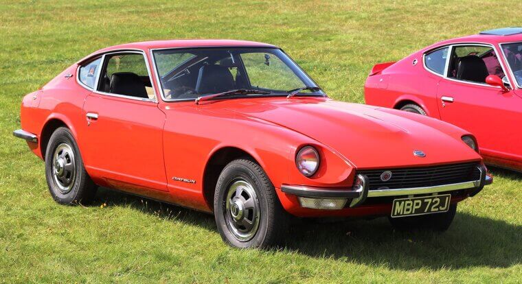 The Sporty Datsun 240Z Turning Heads