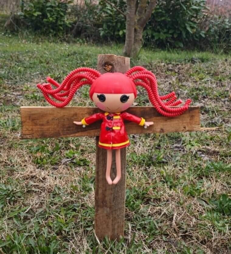 Crucified Doll Garden Decor, for True Believers Only