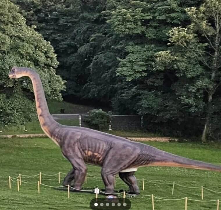 A 12-Meter Tall, Moving Dinosaur for People Who Hate Their Neighbors and Want to Scare the Life Out of Them