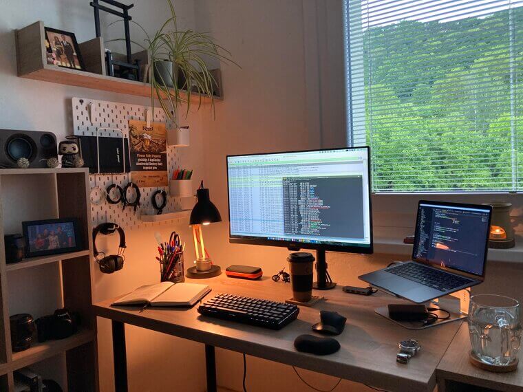 Writing Car Reviews Or Blogs