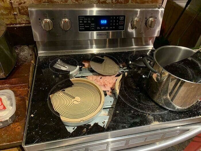 Nouvelle cuisinière en verre RIP