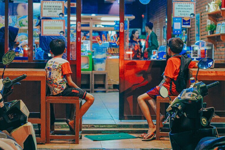 Kids Buying Cigarettes