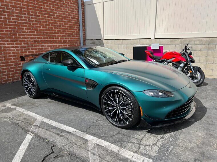 Aston Martin Vantage
