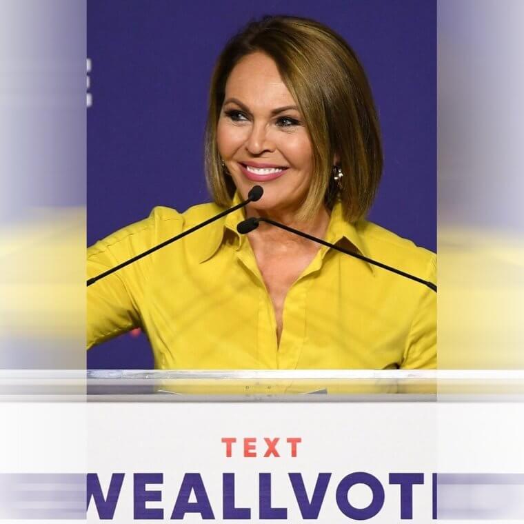 María Elena Salinas