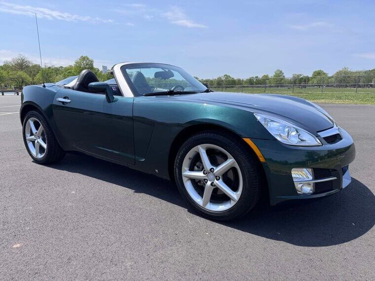2008 Saturn Sky - $16,998