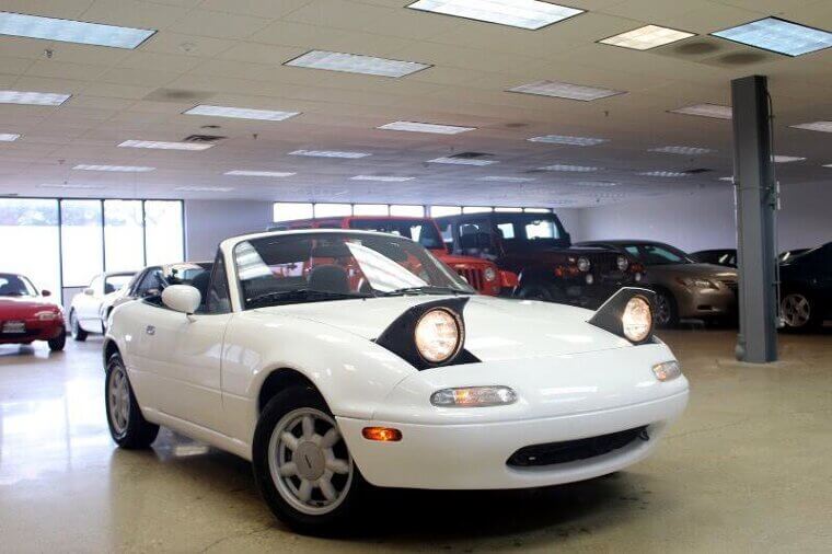 1990 Mazda MX-5 Miata - $19,500