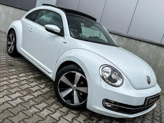 2015 Volkswagen Beetle - $8,900