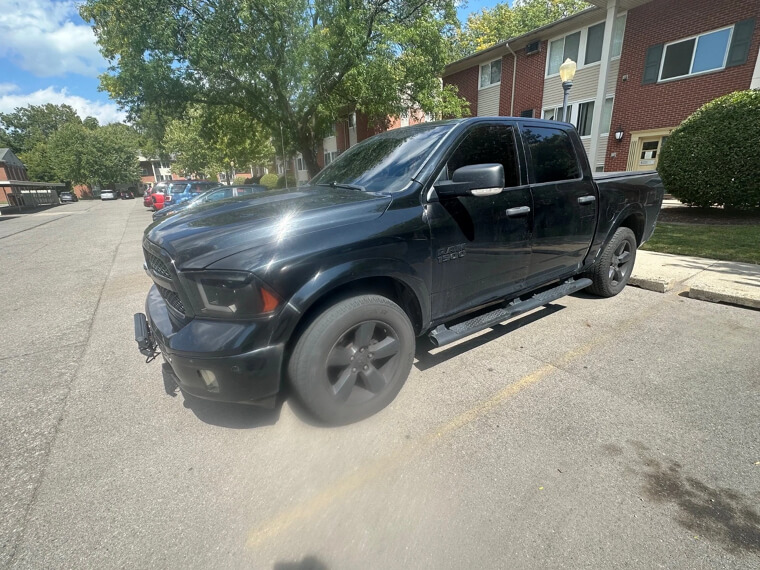 2015 Ram 1500 SLT - $9,999.00