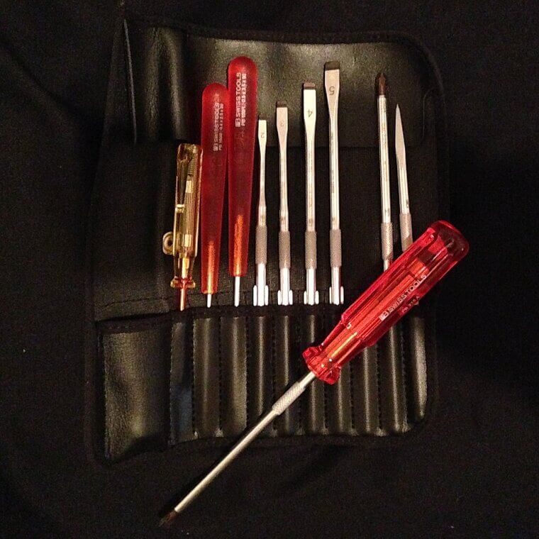 Screwdriver Set (flathead and Phillips)