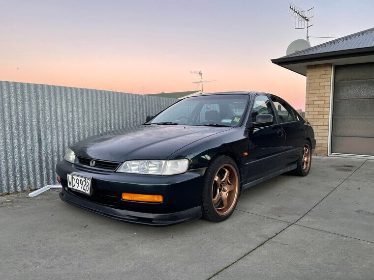 Honda Accord (1990s–2000s)