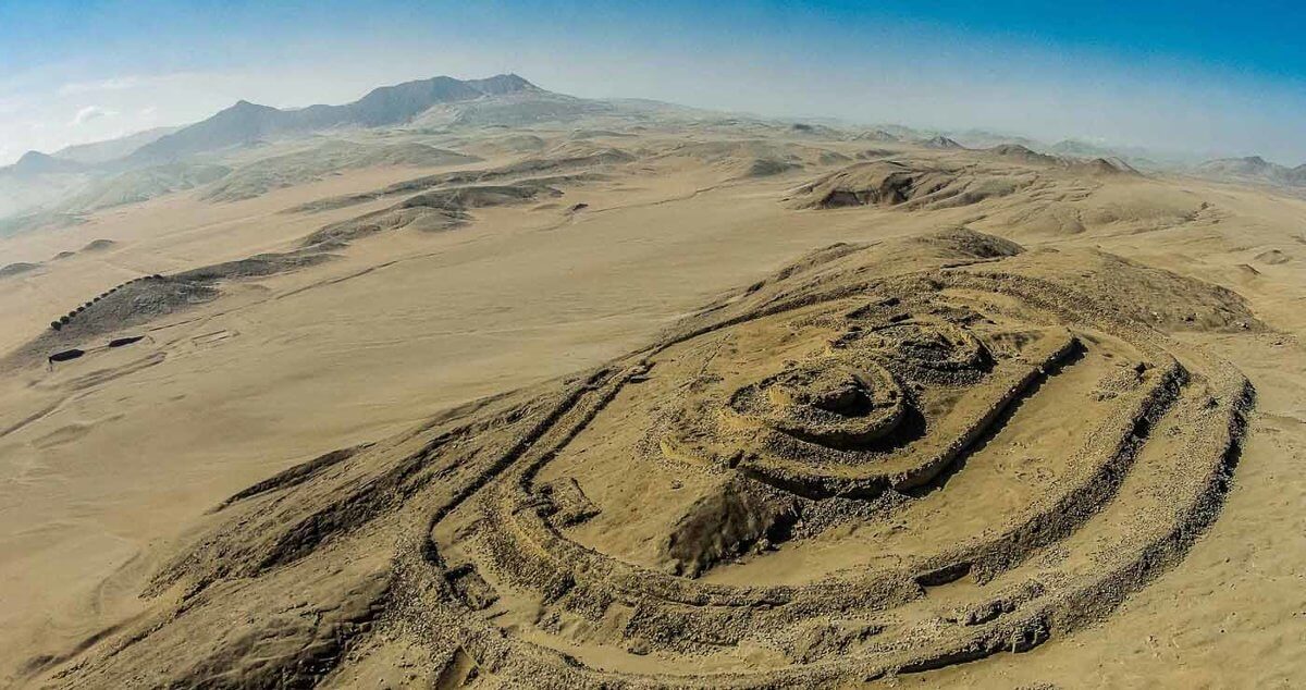 Experts Uncovered A Giant 2,300-Year-Old Structure In The Desert, And It’s Causing Quite A Stir