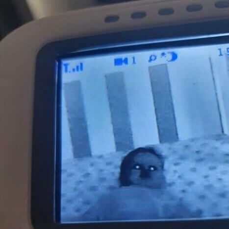 このベイビーモニターは今すぐに返品!