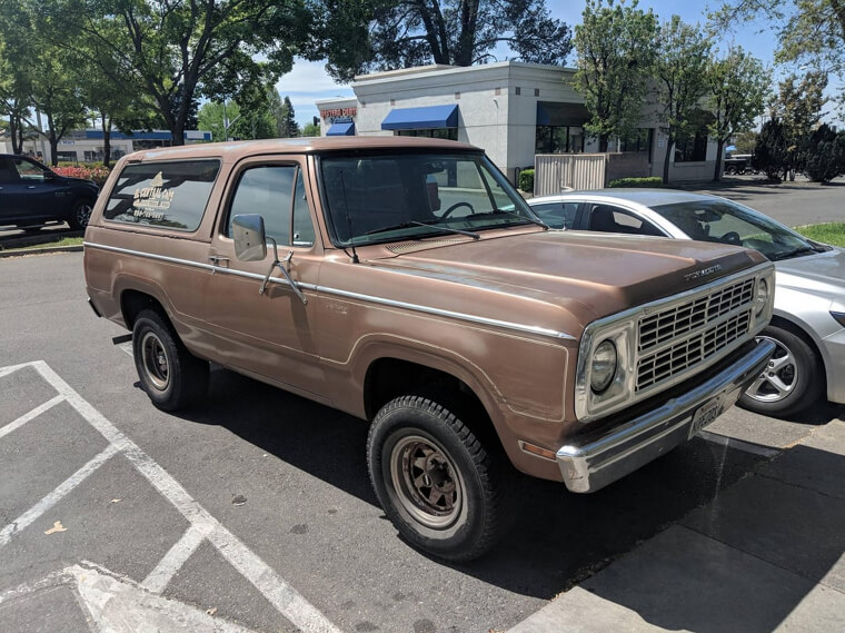 Plymouth Trail Duster