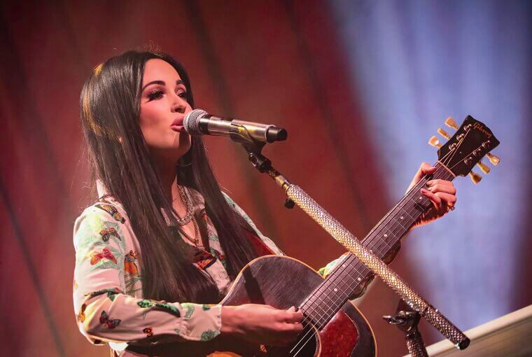 "Merry Go 'Round" Kacey Musgraves: Small-Town Stagnation and Cycles of Generational Unhappiness