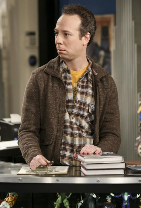 Kevin Sussman Confronted His Fear of Water While Filming the Hot Tub Scene