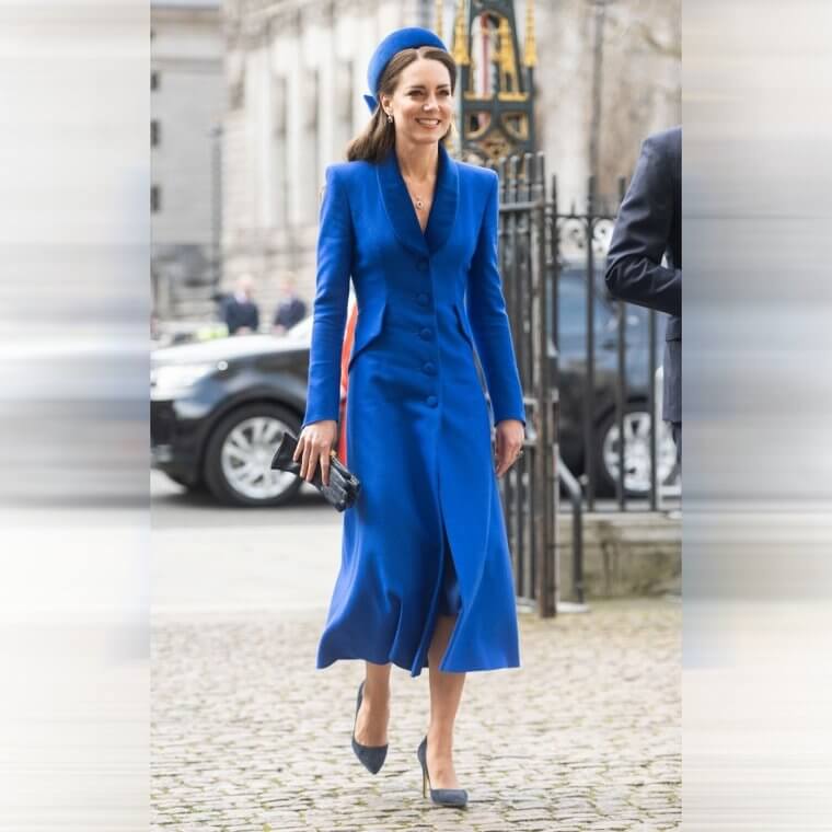 Use a Heel Pad to Stick to Your Shoes