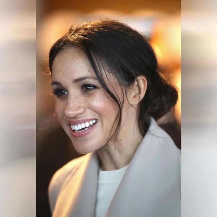 Use Highlighter in the Inner Corner of Your Eye