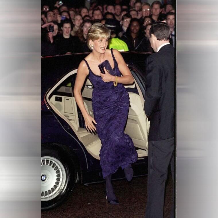 Use a Small Purse to Cover the Cleavage