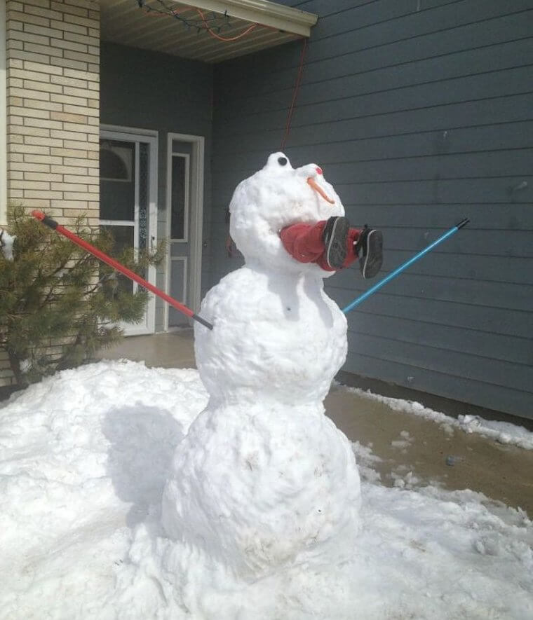 This Snowman Is Nothing Like Olaf From Frozen