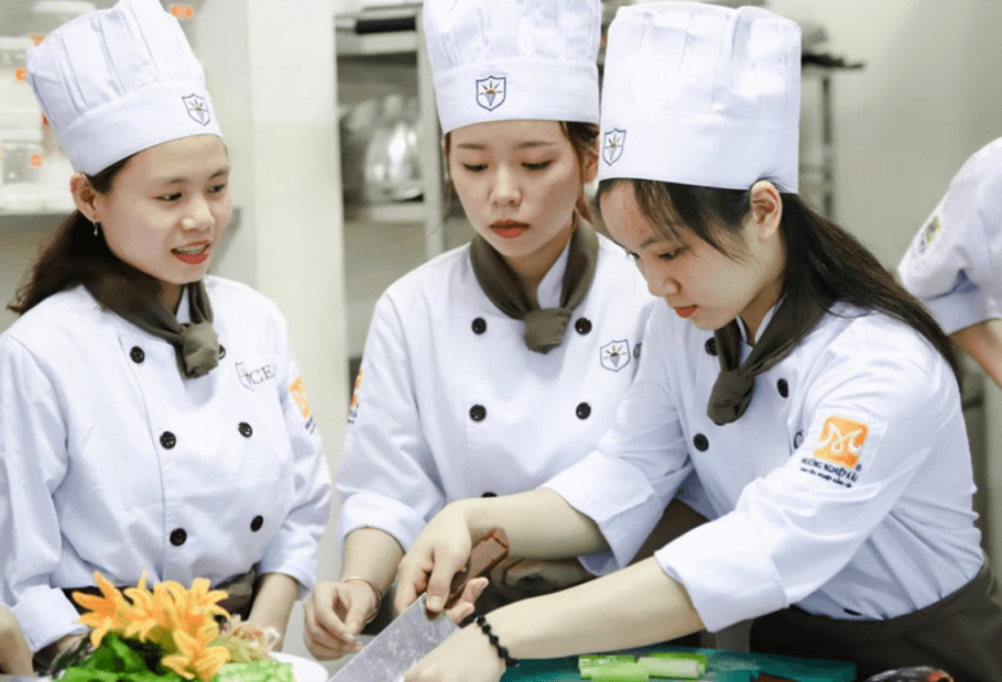 Culinary Students Share Their Best Tricks To Cook Restaurant Quality Food At Home